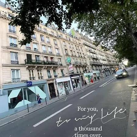Apartment Appt Renove Proche Montmartre Gare Du Nord Et Est Paris