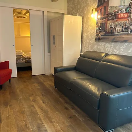 Ancien Atelier Parisien Grand 2 Pieces * Paris