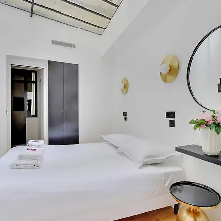 Authentic - 2br - 6p - Moulin Rouge Apartment Paris