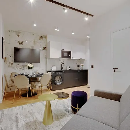 Authentic - 2br - 6p - Moulin Rouge *