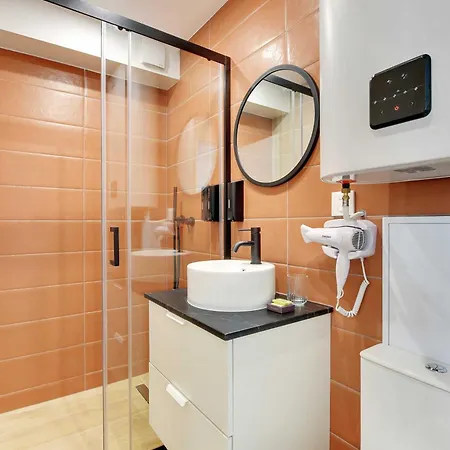 Republique Holiday home Paris