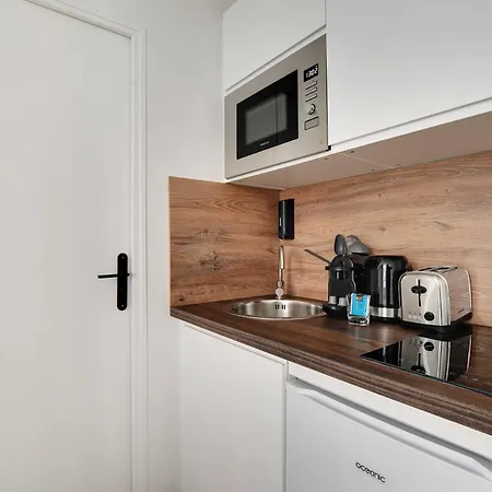 Holiday home Republique Paris