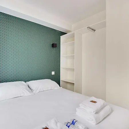 Holiday home Republique Paris