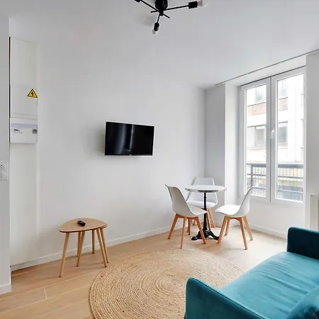 Holiday home Republique Paris