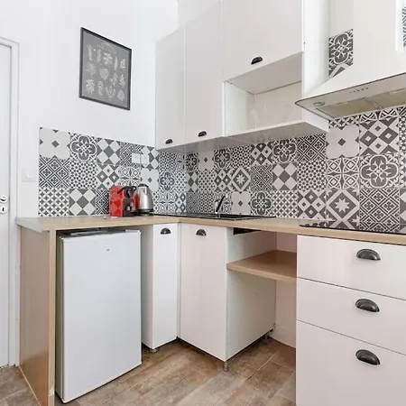 Republique Canal St Martin Charming Apartment *
