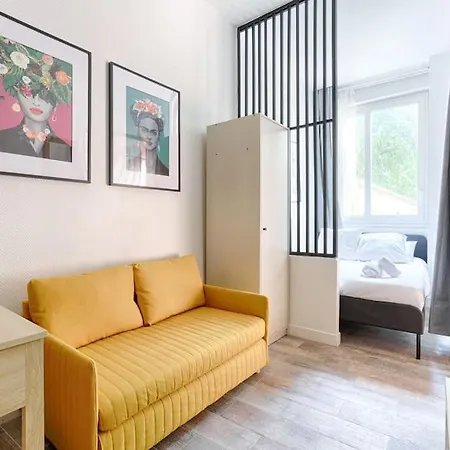 Apartment Republique Canal St Martin Charming