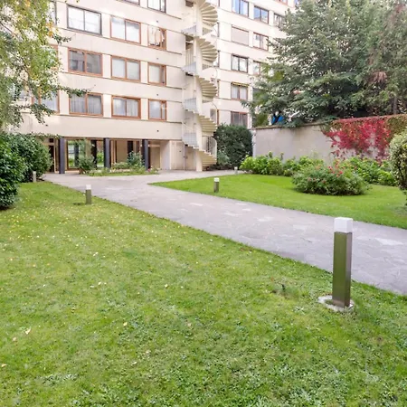 Calme Dans La Verdure 16e Apartamento *