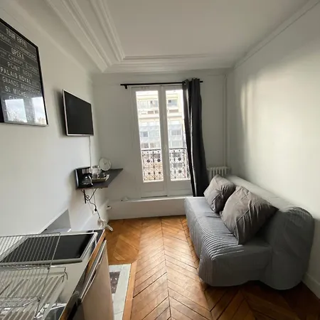 12m2 With View On Eiffel Tower Appartement