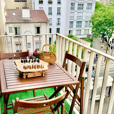 Apartment Golden Eiffel Tour !