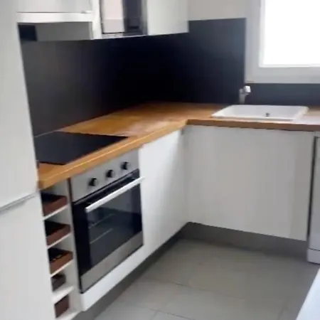 Holiday home Flexliving - - Voltaire Paris