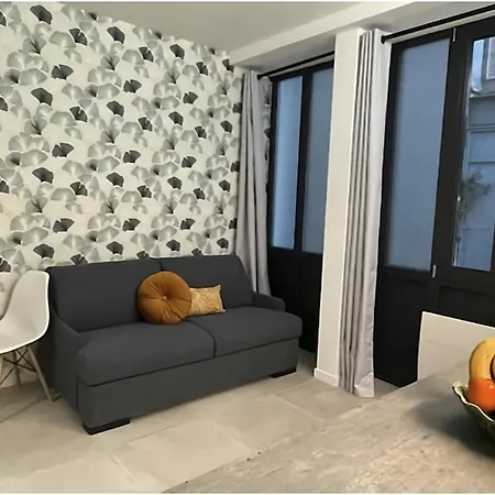 Modern In The Heart Of Apartment
