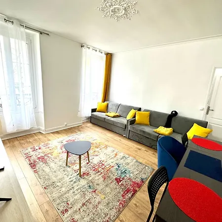 Refait A Neuf 2 Pieces - - Equipe - Parking Apartamento *
