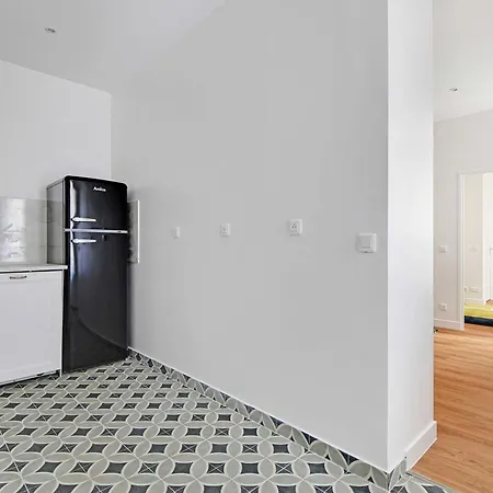 Comfortable - 1bd - 4p - Montmartre Apartment *