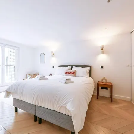 Urban Retreat Brand-new Duplex 2-bedroom