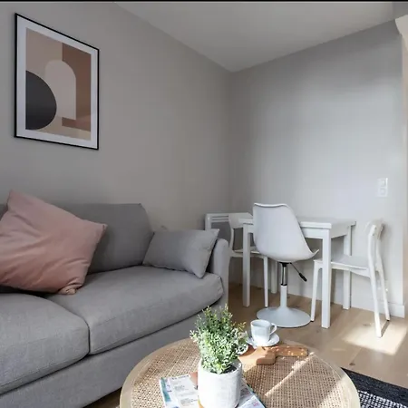 Enchanting Parisian Appartamento *