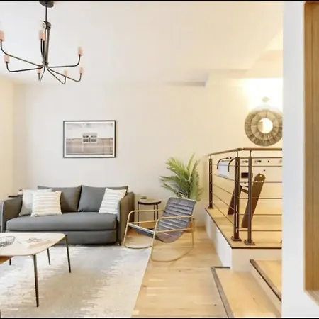 Enchanting Parisian Appartamento *
