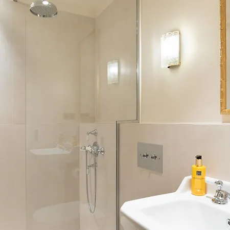 Pick A Flat's Apartements With Services In Louvre - Rue Des Halles *