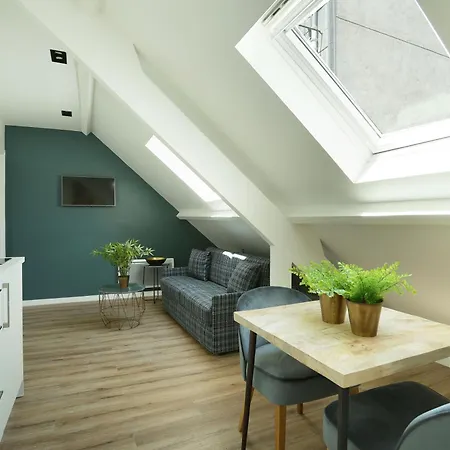 Hotel apartamentowy Yays Zola By Numa 4*