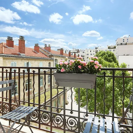 Appart hôtel Yays Zola By Numa 4*