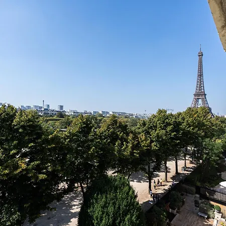 Luxury 4 Bedroom Eiffel Tower View Daire Paris