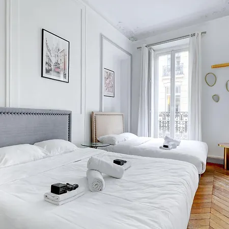 Apartment L'elegance Parisienne Au Coeur Des Champs-elysees *