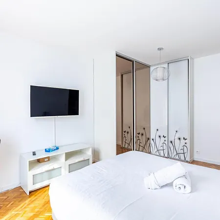 Guestready - Sejour Familial Dans Le 20eme * Paris