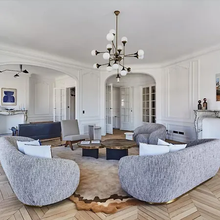 Appartement Luxueux Familial 5 Bd, Parc Monceau Parijs
