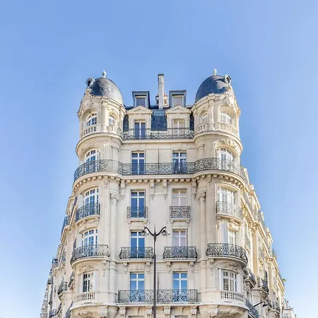 Luxueux Familial 5 Bd, Parc Monceau Appartement Parijs