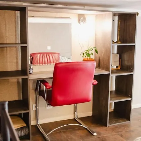 Quartier Belleville 20m2 Avec Mezzanine Apartment