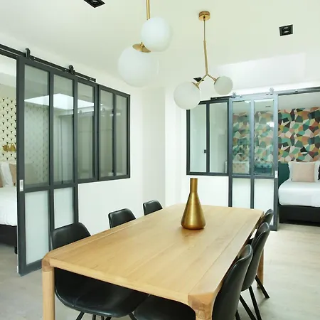 Yays Concierged Boutique Issy-les-Moulineaux