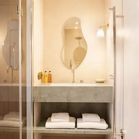 Oniri - Serviced Eiffel Tower - Rue D'augereau Apartment *