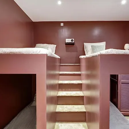 Apartment Sacre Coeur, Netflix & Chill