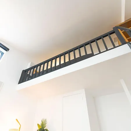 Loft House 2 Bedroom Bastille Ac By Lcc Agency *