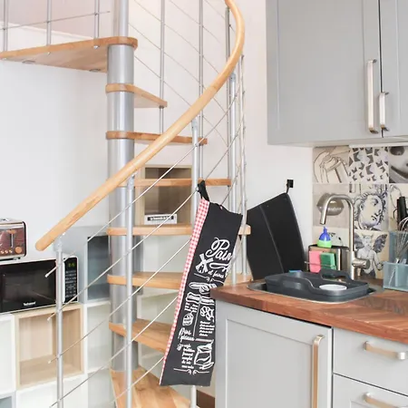 Charming Near Buttes-chaumont Apartment
