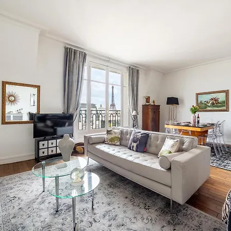 Apartamento Champs Elysees I Vue Sur Tour Eiffel & Spacieux