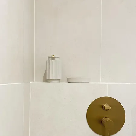Thesuite - Parmentier - Monthly Only Apartment *