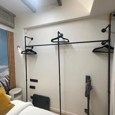 Le Loft Bleu La Madeleine - Un Mini Loft Design Et Tres Appartement Paris