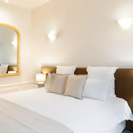 Pick A Flat's Apartements With Services In Louvre - Rue Des Halles Paris