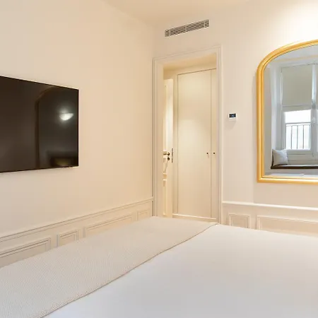 Pick A Flat's Apartements With Services In Louvre - Rue Des Halles * Paris