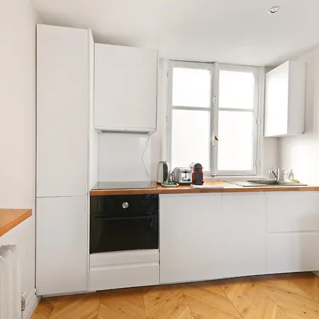 Quartier Rue De La Paix Free Netflix * Paris