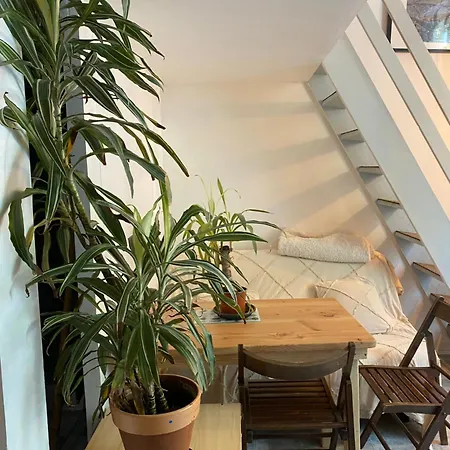 Cosy Proche Tour Eiffel Apartment *