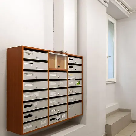 - 4 Couchages A Proximite D'opera Et Des Metros Apartment *