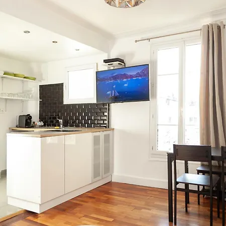 - 4 Couchages A Proximite D'opera Et Des Metros Apartment *