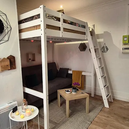 Joli Parisien Apartment Paris