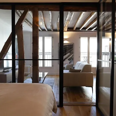 Balcon Au Coeur Du 9eme Arrondissement Apartment *