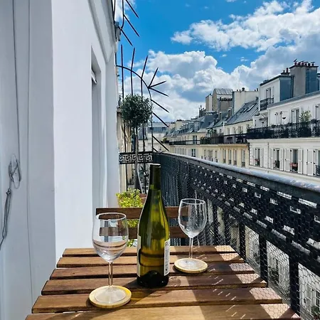 Balcon Au Coeur Du 9eme Arrondissement Apartment *