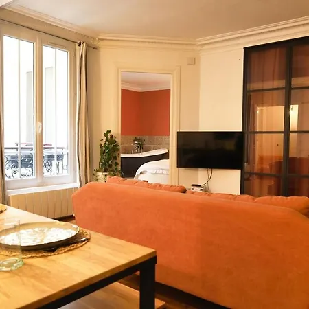 Apartment Neuf Au Coeur Du Marais