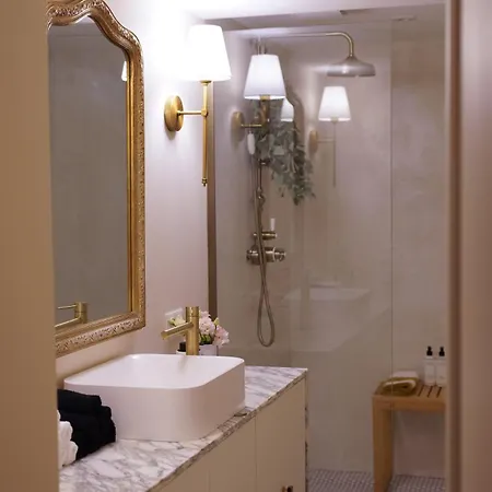 Elegance And Parisian Charm Tuileries *