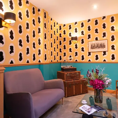 Helzear Champs-elysees 4* Paris