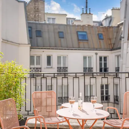 Helzear Champs-elysees Hotel 4*